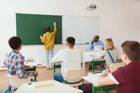 精英语言培训学校的种类与介绍